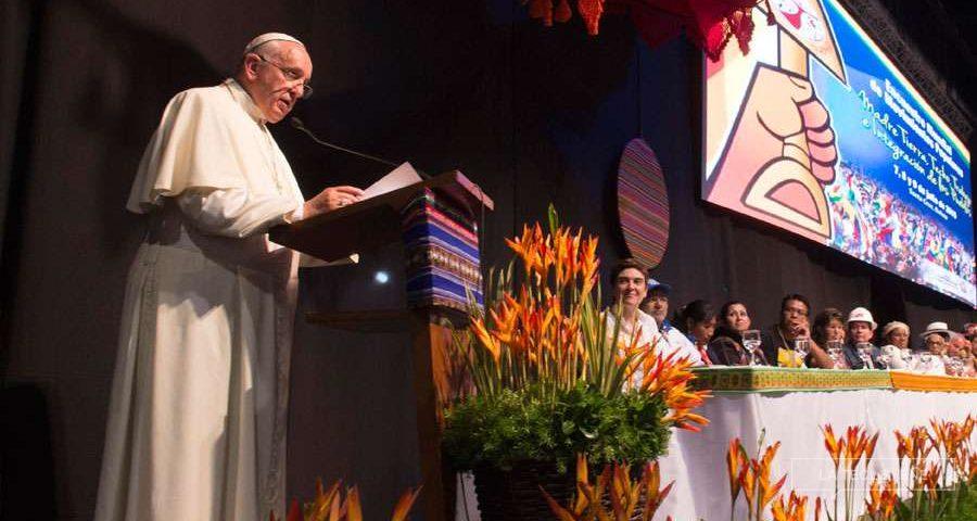 El Papa Francisco en la clausura del Encuentro Mundial de Movimientos Populares -2015.